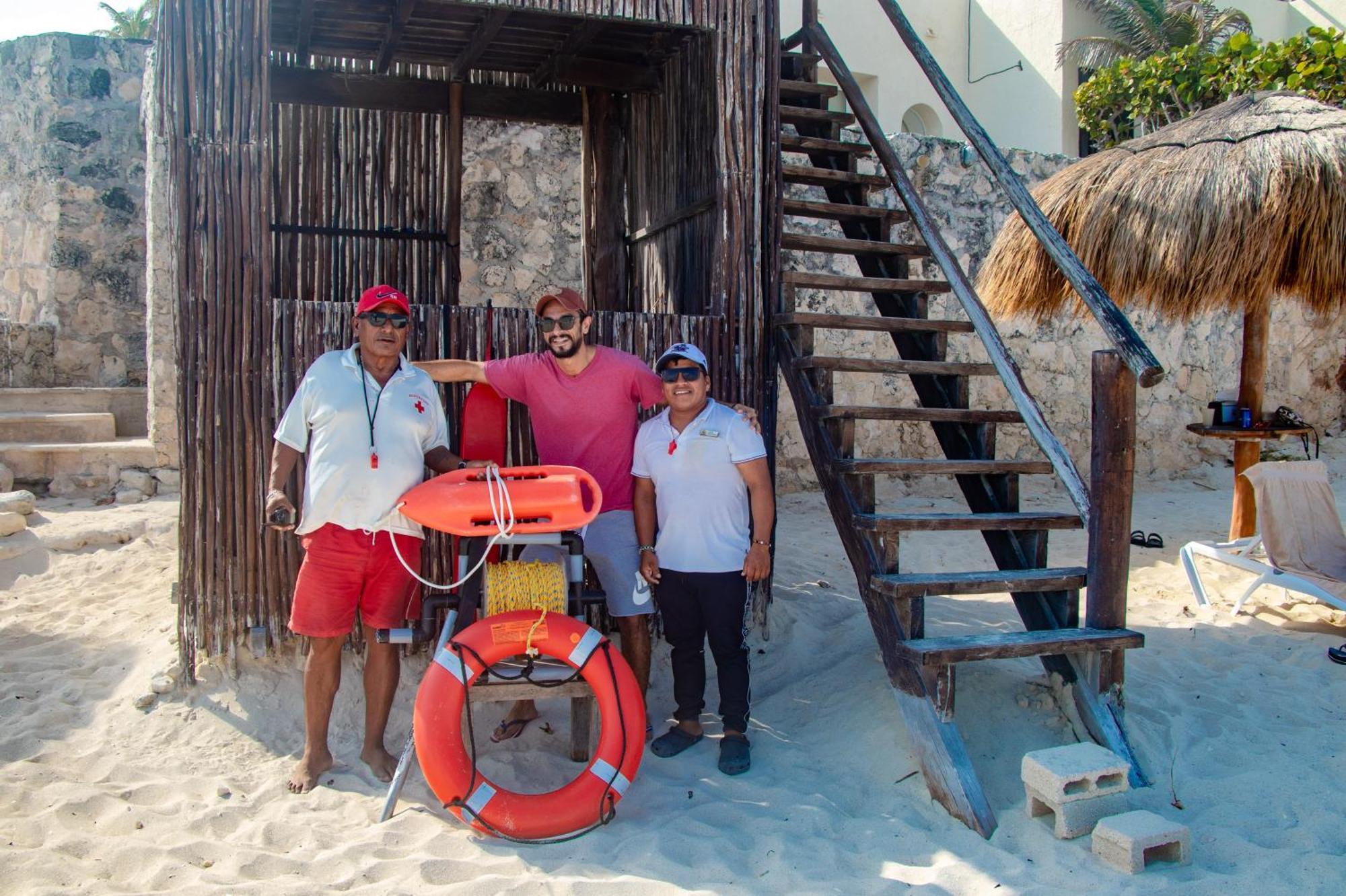 Beachfront Apartments Cancun Bagian luar foto