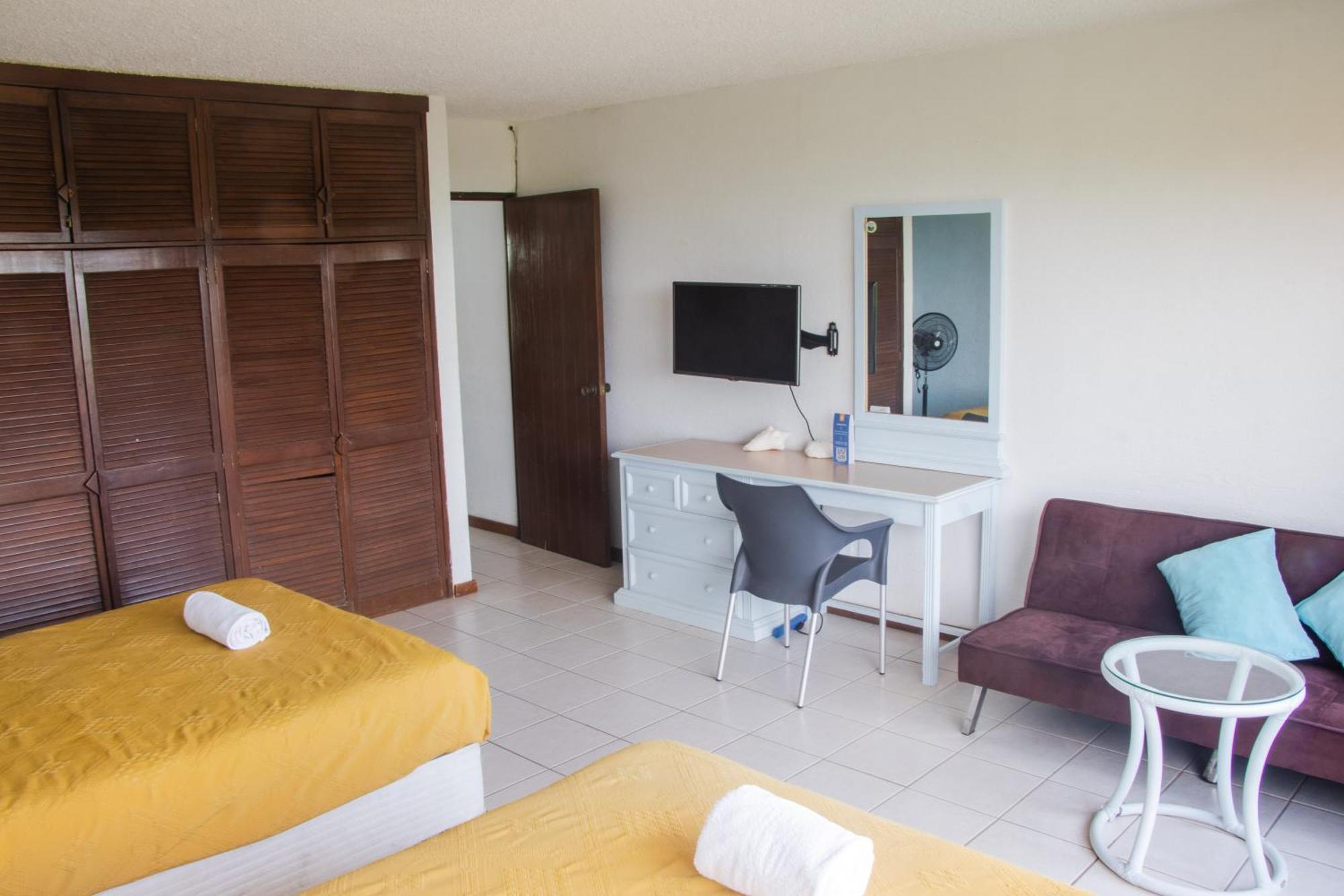 Beachfront Apartments Cancun Ruang foto